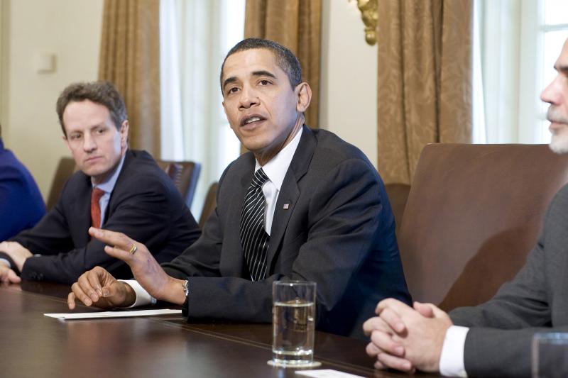 Obama with top economic advisers at the White House, March 2009.